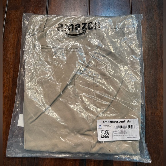 Amazon Essentials Men's Wrinkle Resistant Khaki Pants size 29x32 - Picture 6 of 7